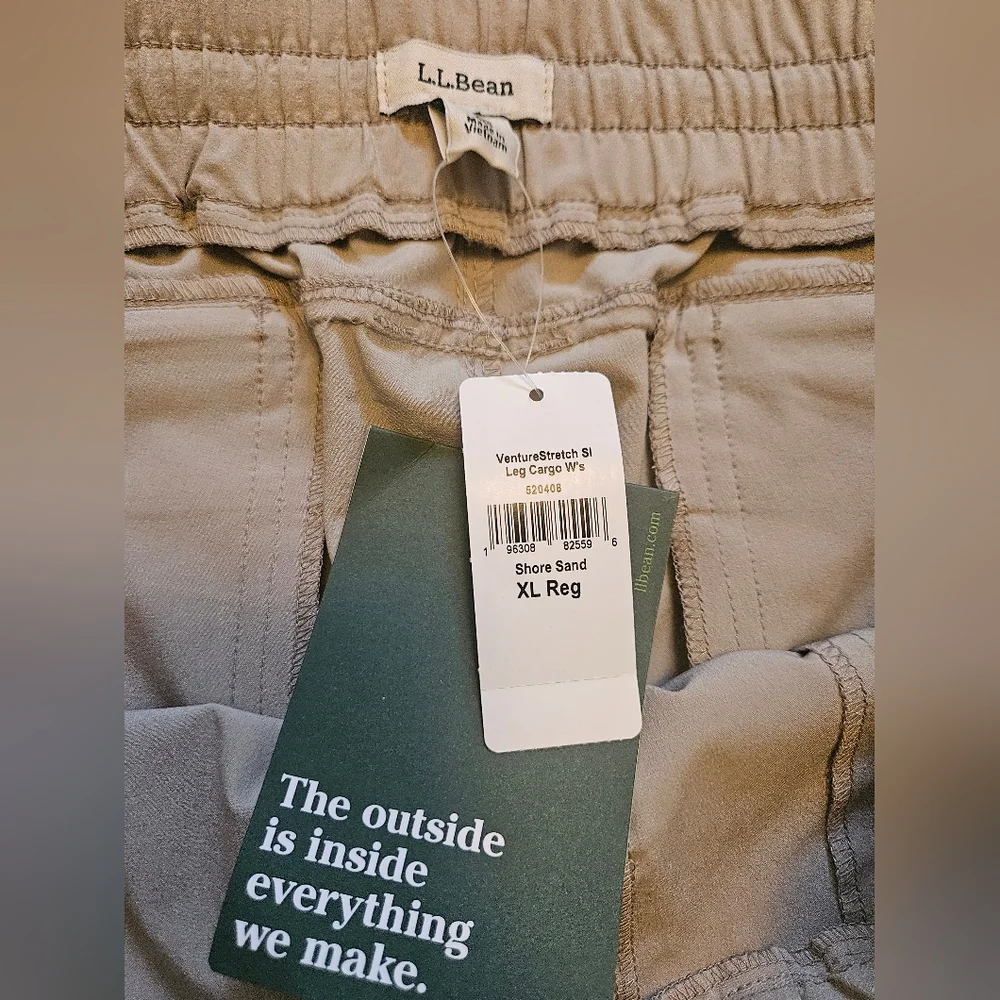 Women's L.L. Bean VentureStretch Cargo Trail PantsSize XL - Picture 5 of 6